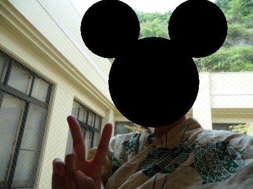 渓谷別邸もちの木館内